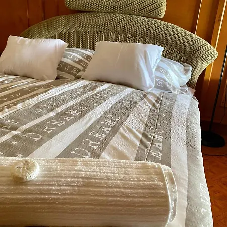 Muskatli Panzio Es Etterem *