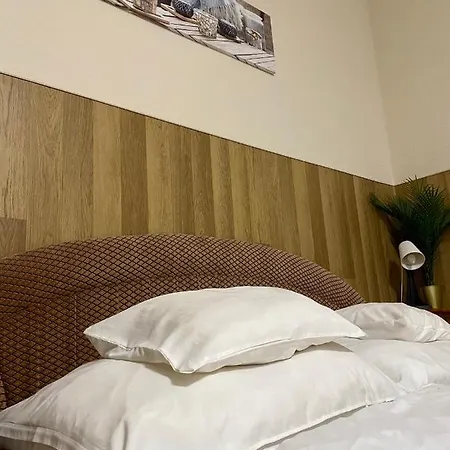 Muskatli Panzio Es Etterem *