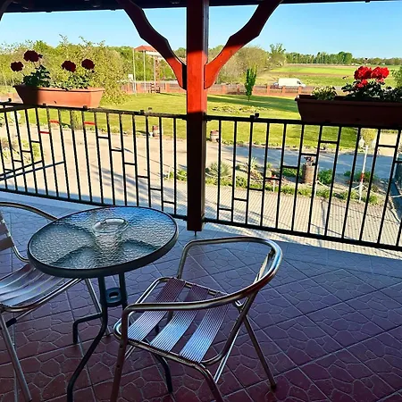Motel Muskátli Panzió és étterem *