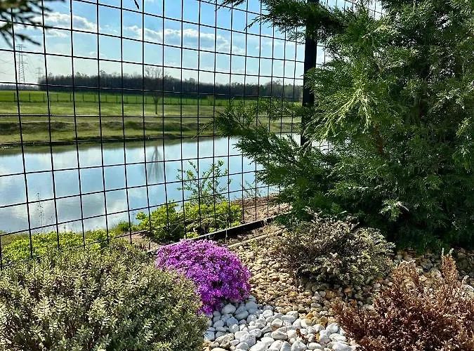 Muskatli Panzio Es Etterem Motel