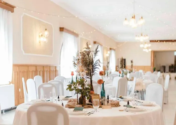 Motel Muskatli Panzio Es Etterem *