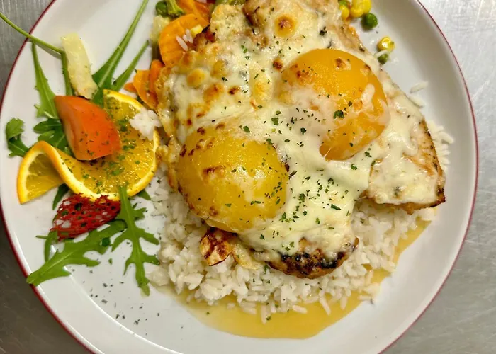 Muskatli Panzio Es Etterem Motel Újhartyán