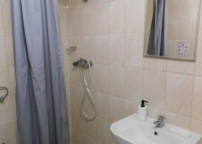 Muskátli Panzió és étterem Motel